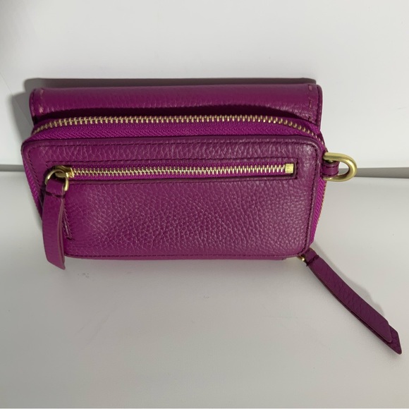 Vera Bradley Full Zip & Snap Closure Wallet Fabric Interior Cash & Card Slots - Picture 3 of 15